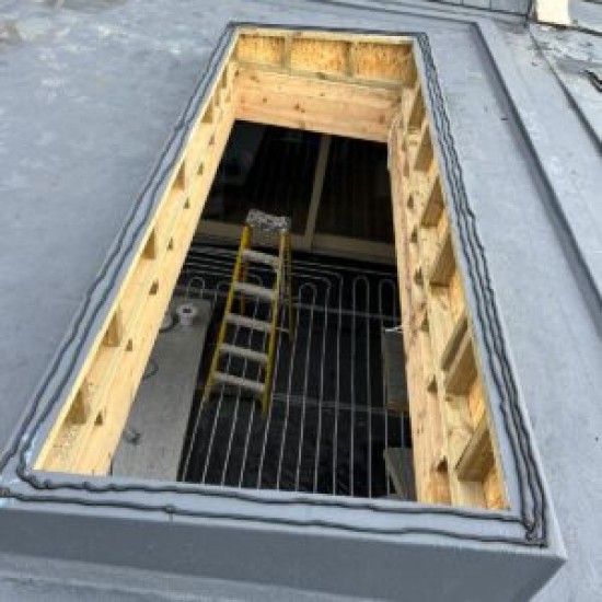 Flat Roof Lantern - Frameless Glass Window Skylight for Flat Roofs - Glazed Roof Lantern Triple Glazed Toughened Glass 